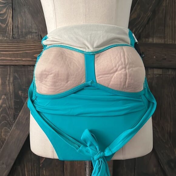 La Blanca turquoise ruched halter swimsuit Sz- 8 - Picture 5 of 11